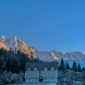 https://bujtina-valbone.albaniahotels.org