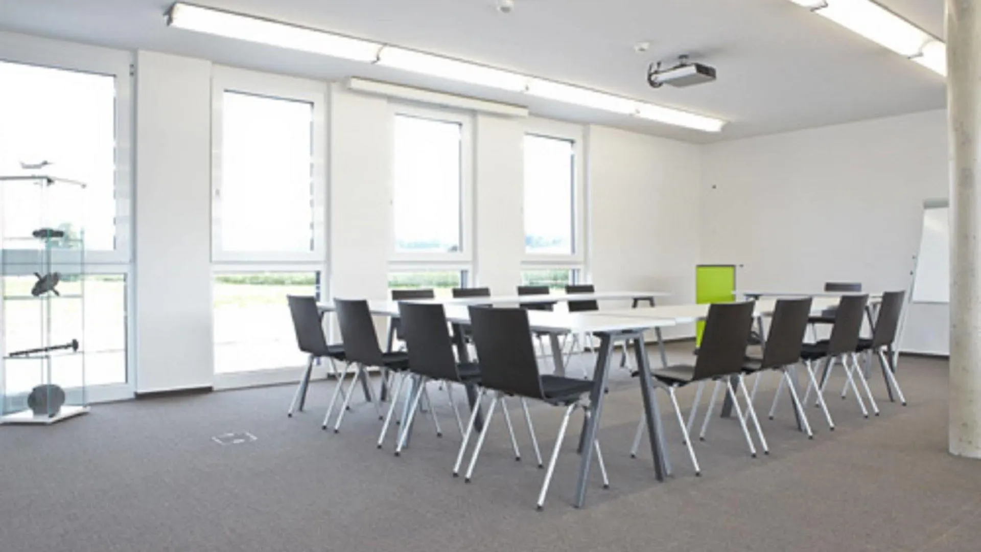 Q.C.M. Campus Hotel Belp 3*,